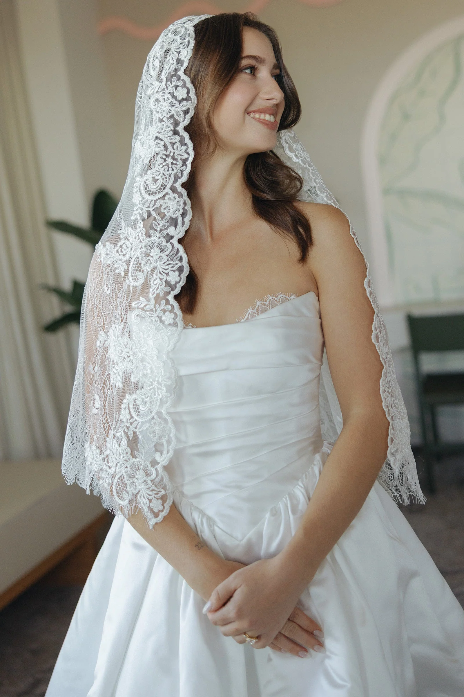 Alchemy Mantilla Veil - Image 5